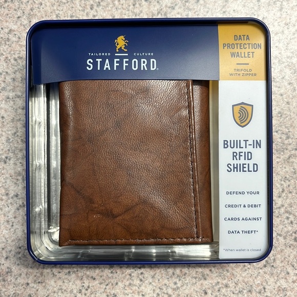 NWT Stafford Brown Leather Wallet - Picture 1 of 5